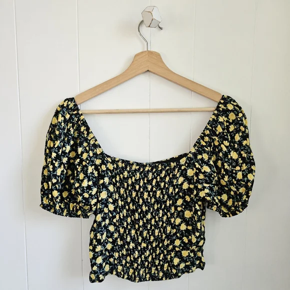 F21 Floral Crop Top - Picture 2 of 6
